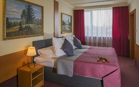 TOP HOTEL Praha